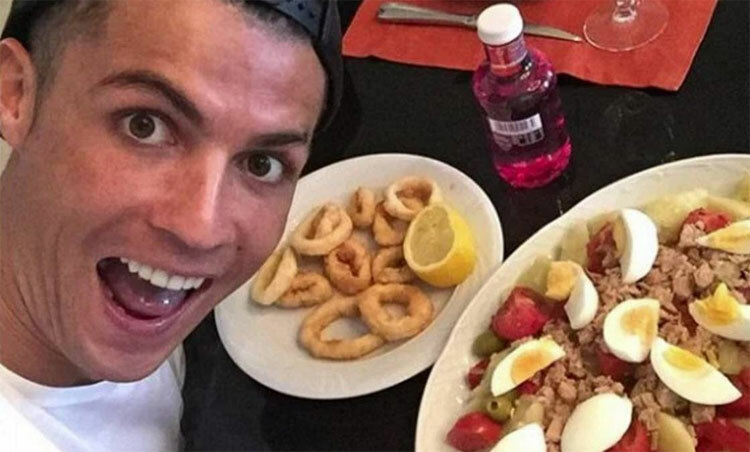 Tiết lộ chế độ ăn kiêng khắc nghiệt của Ronaldo